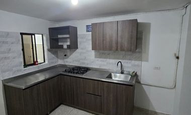 Venta Apartamento Segundo Piso Interno Manrique Central-Palos Verdes