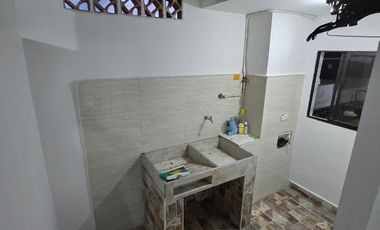 Venta Apartamento Segundo Piso Interno Manrique Central-Palos Verdes