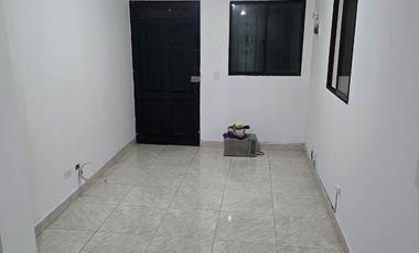 Venta Apartamento Segundo Piso Interno Manrique Central-Palos Verdes