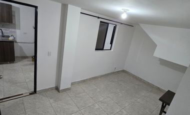 Venta Apartamento Segundo Piso Interno Manrique Central-Palos Verdes