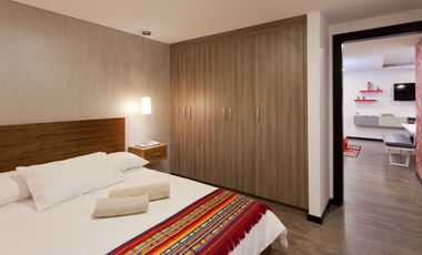 Venta de Departamento Amoblado de 2 dormitorios, Sector República del Salvador, Ecuador