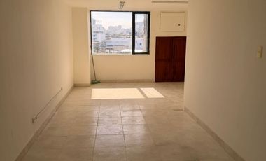 OFICINA EN ALTO PRADO