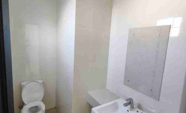 Disewakan Ruko 3 lt di Summarecon Crown Gading,Bekasi Utara.