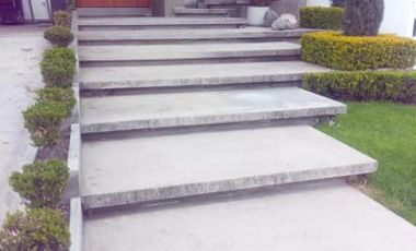 Renta de Casa de 4 Dormitorios, Sector Puembo Lomas de Nápoles, Ecuador