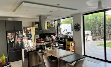 Renta de Casa de 4 Dormitorios, Sector Puembo Lomas de Nápoles, Ecuador