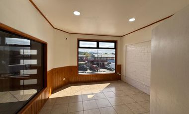 Arrienda Moderno Local Sector Comercial Villarrica