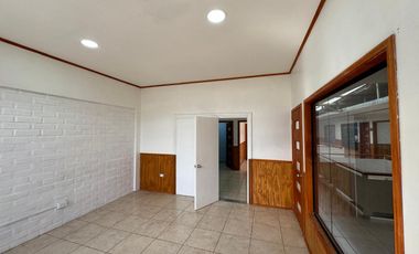 Arrienda Moderno Local Sector Comercial Villarrica