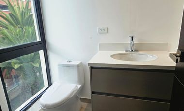 Renta de Departamento Amoblado de 2 Dormitorios, Sector Bellavista Cerca a La Carolina, Ecuador