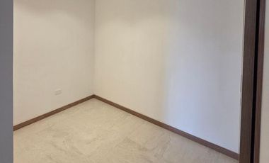 Renta de Departamento de 2 Dormitorios, Sector Cumbayá, Ecuador