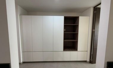 CASA AMUEBLADA EN RENTA EN SANTA LUCIA LEÓN GTO ZONA ESTE A SOLO DOS MINUTOS DE LA IBERO