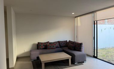 CASA AMUEBLADA EN RENTA EN SANTA LUCIA LEÓN GTO ZONA ESTE A SOLO DOS MINUTOS DE LA IBERO