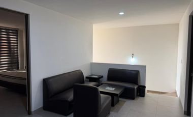 CASA AMUEBLADA EN RENTA EN SANTA LUCIA LEÓN GTO ZONA ESTE A SOLO DOS MINUTOS DE LA IBERO