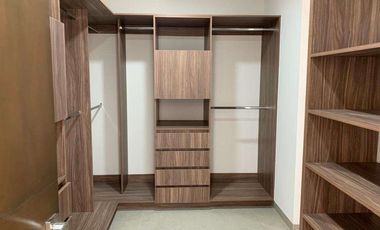 CASA AMUEBLADA EN RENTA EN SANTA LUCIA LEÓN GTO ZONA ESTE A SOLO DOS MINUTOS DE LA IBERO