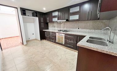 SE ARRIENDA CASA  EN  CORALES PEREIRA