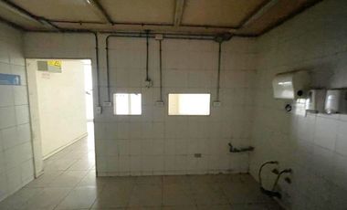 ARRIENDO Local comercial de 88,00 m2 Strip center, Metro San Joaquín