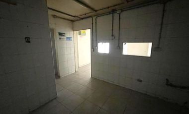 ARRIENDO Local comercial de 88,00 m2 Strip center, Metro San Joaquín