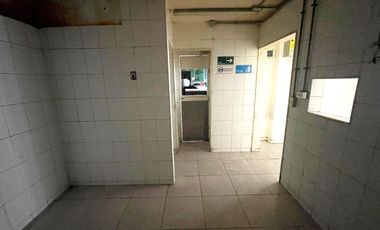 ARRIENDO Local comercial de 88,00 m2 Strip center, Metro San Joaquín