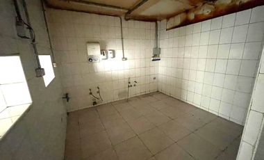 ARRIENDO Local comercial de 88,00 m2 Strip center, Metro San Joaquín