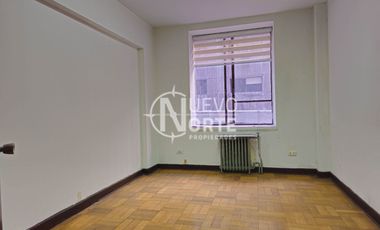 Oficina En Venta, Centro Historico De Santiago.
