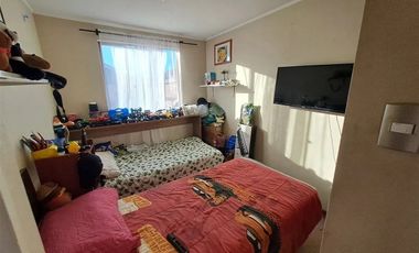 $130.000.000  CASA AISLADA - BARRIO LOS CASTAÑOS DE MAIPU