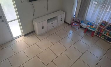 $130.000.000  CASA AISLADA - BARRIO LOS CASTAÑOS DE MAIPU