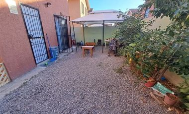 $130.000.000  CASA AISLADA - BARRIO LOS CASTAÑOS DE MAIPU