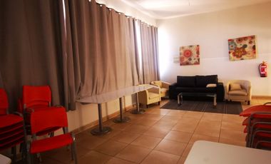 ARRIENDO  METRO LAS REJAS EXCELENTE UBICACION