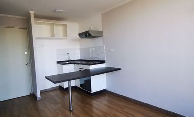 ARRIENDO  METRO LAS REJAS EXCELENTE UBICACION