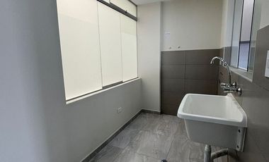 VENTA DE HERMOSO DEPARTAMENTO EN JOSÉ LUIS BUSTAMANTE