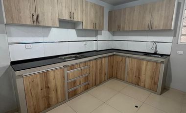 VENDO AMPLIO DEPARTAMENTO EN PRIMER PISO ELEVADO - EN EL CERCADO DE AREQUIPA!