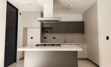VENTA DE HERMOSA CASA EN VIÑA ANTIGUA