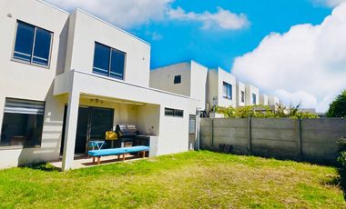 Casa En Venta. Modelo A - Bosque Real, Curauma