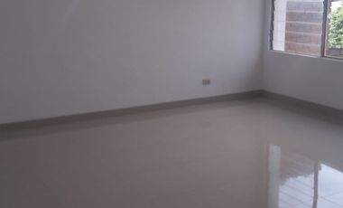 APARTAMENTO ARBOLEDAS