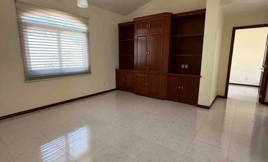 Venta Casa zona Andares