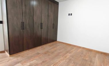 VENTA DE HERMOSA CASA EN VILANOVA RANCHO SANTA MONICA