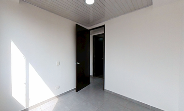 Apartamento remodelado con estudio – Conjunto Menta, Ciudad Verde 🏢✨