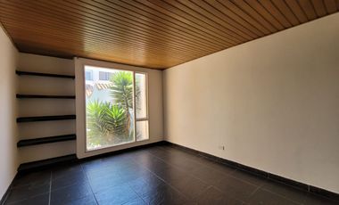 Casa en Arriendo en Santa Barbara Central, Bogotá