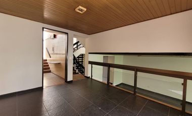 Casa en Arriendo en Santa Barbara Central, Bogotá