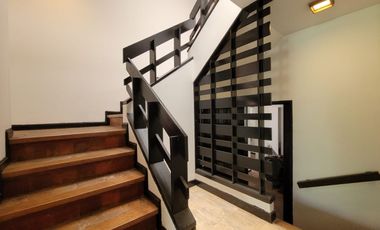 Casa en Arriendo en Santa Barbara Central, Bogotá