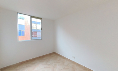Apartamento amplio con balcón y estudio – Conjunto Olmo, Ciudad Verde 🏢✨