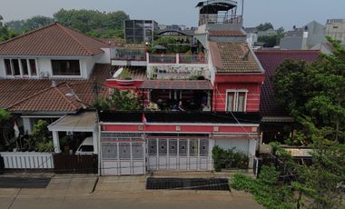 RUMAH BESAR  3 LANTAI  DIJUAL MURAH DI DEKAT BRIMOB DEPOK