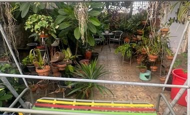 RUMAH BESAR  3 LANTAI  DIJUAL MURAH DI DEKAT BRIMOB DEPOK