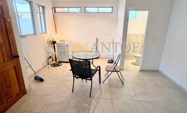 Arriendo casa/hostal con 8 dormitorios c/u con baño privado + sala eventos