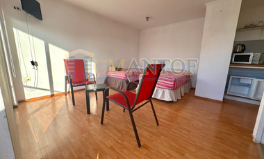 Arriendo casa/hostal con 8 dormitorios c/u con baño privado + sala eventos