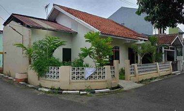 BU murah banget Rumah Hook luas besar di Margahayu Raya