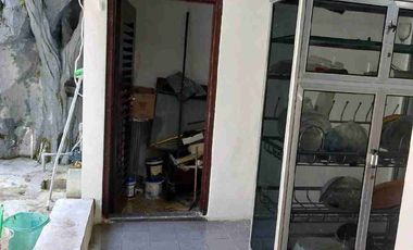 Rumah disewakan pondok Chandra rungkut lokasi strategis MERR