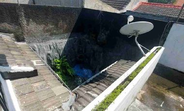 Rumah disewakan pondok Chandra rungkut lokasi strategis MERR