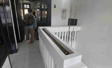 Rumah disewakan pondok Chandra rungkut lokasi strategis MERR