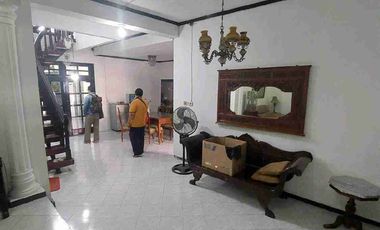 Rumah disewakan pondok Chandra rungkut lokasi strategis MERR