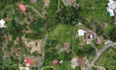 SE VENDE FINCA CON DOS CASAS EN TERRENO DE 7.846 MT- SILVANIA CUNDINAMARCA